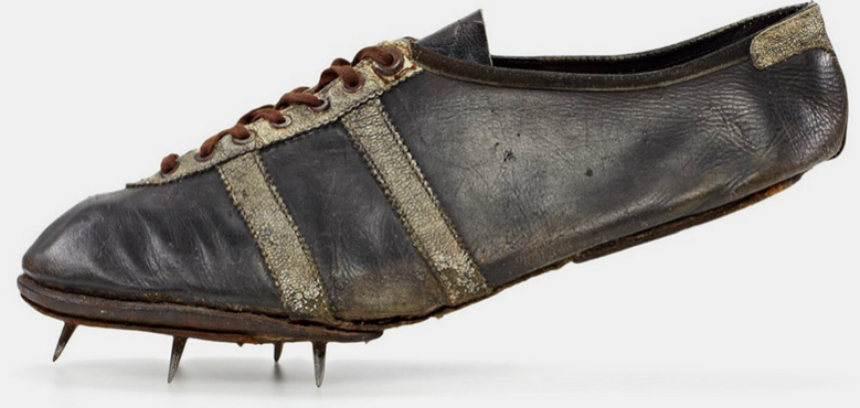 La grande evoluzione delle scarpe chiodate, una storia nata nel 1852 –  TrackArena